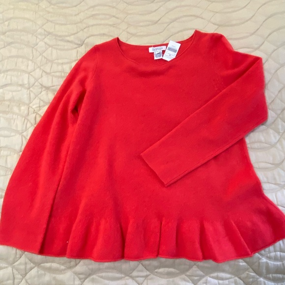 New- Barneys New York Cashmere Sweater with tag - Picture 8 of 14